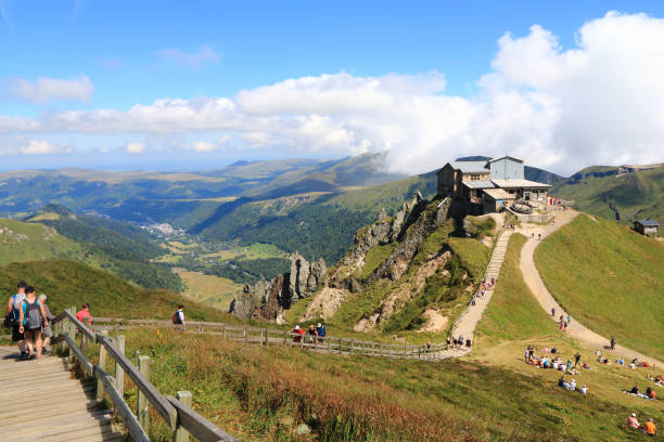 Góra Puy de Sancy w Masywie Centralnym, Owernia, Francja – zdjęcie