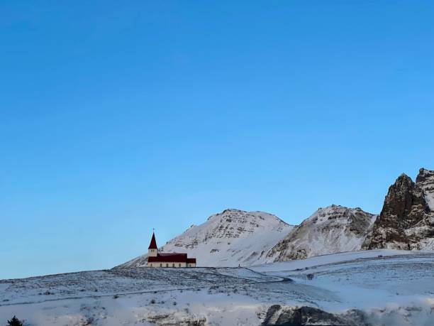istock Icelandic church 1473170572