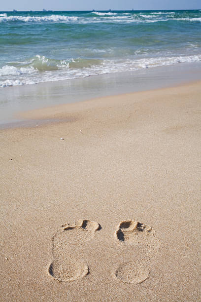 istock Infront of the sea 147317450