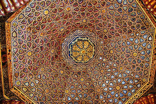 Detail of the ceiling of a decorative ceiling.