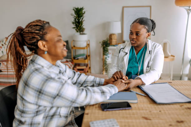 istock Healthcare worker at home visit 1473194925