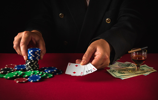 The player bets on the winning combination of two pairs. Luck or luck in the poker club.