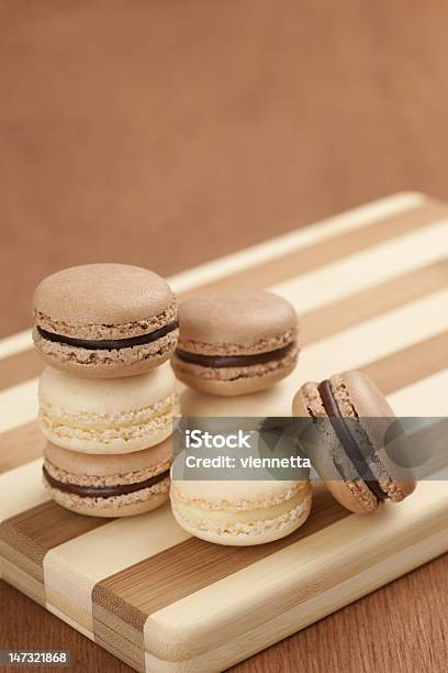 Wanilia Czekolada F Macaron Pliki Cookie - zdjęcia stockowe i więcej obrazów Bez ludzi - Bez ludzi, Ciasteczko, Cukierek