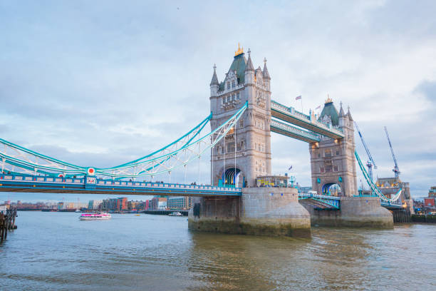istock tower bridge in london at evening, cloudy daytime 1473226690