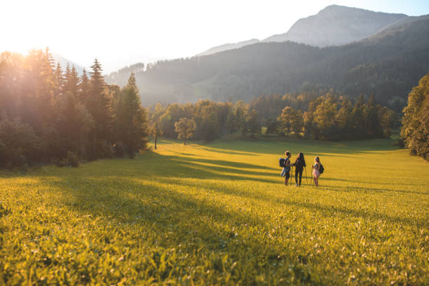 istock Female Hikers Descending To the Valley 1473234717