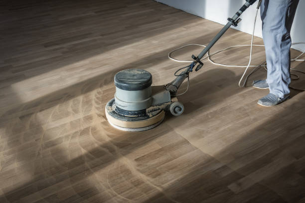 istock Professional parquet polishing machine 1473237263