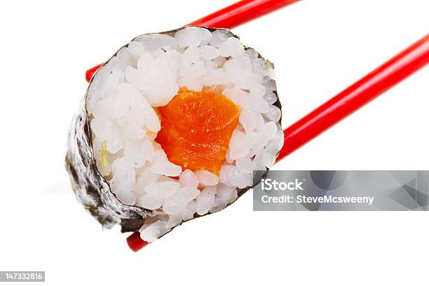 Foto de Sushi Japonês e mais fotos de stock de Alga marinha - Alga marinha, Alimentação Saudável, Arroz - Alimento básico