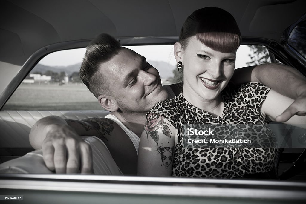 cool rockabilly coppia - Foto stock royalty-free di Cromo - Metallo