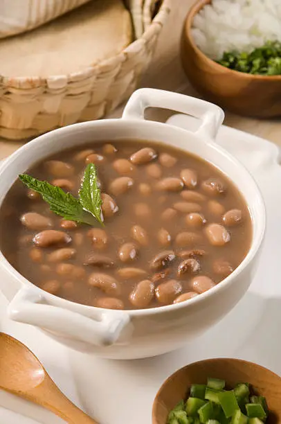 Real bean recipe from Mexico. Called in spanish: "Frijoles de la Olla". A Mexican classic everyday food.