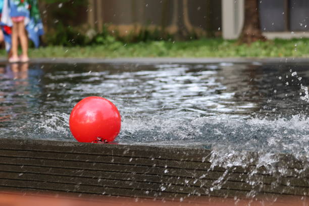 istock red ball in the pool 1473407523
