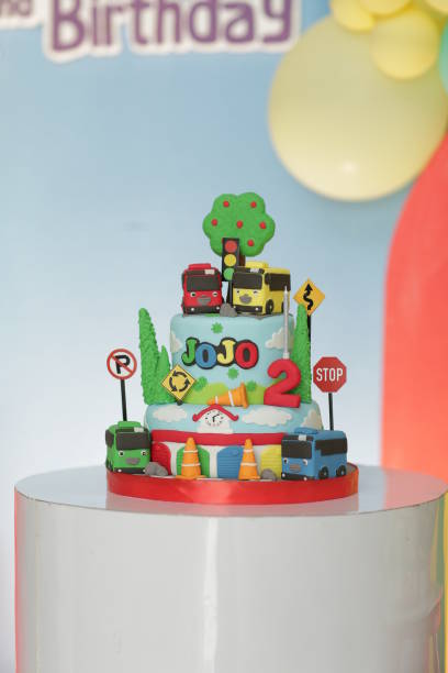 istock Birthday cake with car cute 1473412577