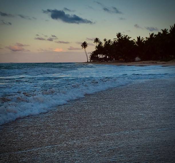 istock Tranquil Evening as The Tide Begins to Shift To Low Tide 1473418110