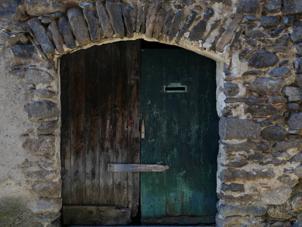 istock Molitg-les-Bains : old house, Pyrenees Orientales 1473500653