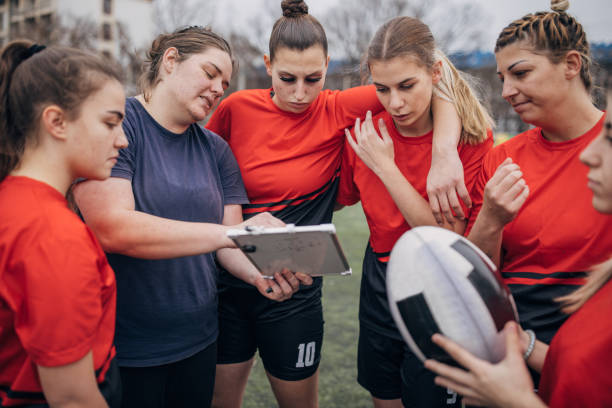 istock Female rugby players on time out 1473519399