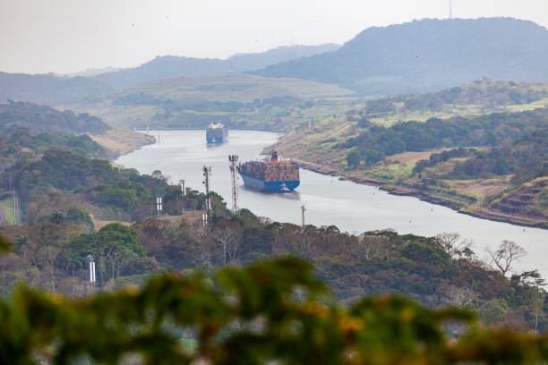 파나마 운하, 파나마 - panama canal panama container ship industrial ship 뉴스 사진 이미지