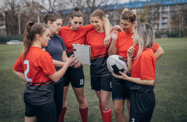 istock Female rugby players on time out 1473543500