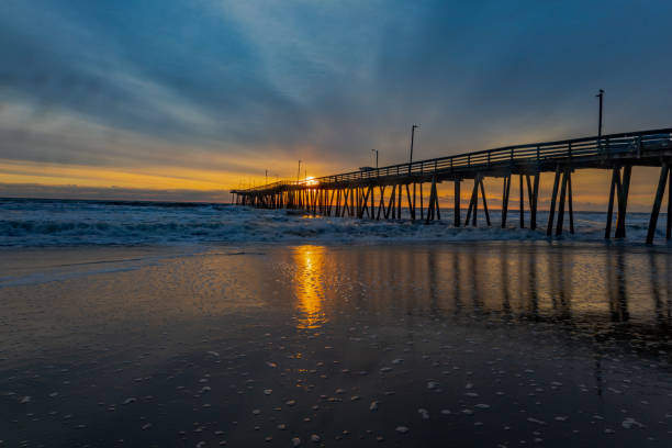 istock Colorful sunrise at Virginia Beach 1473546107