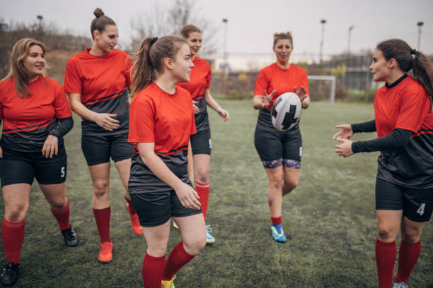 istock Women rugby players 1473574508