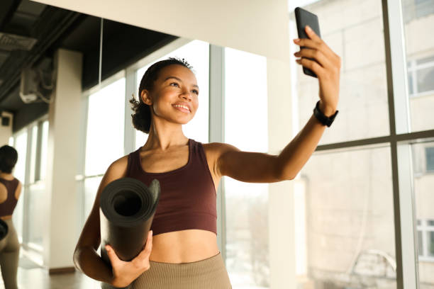 istock Blogger talking to her followers online 1473645279