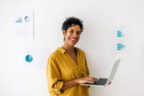 Data Person 4,300+ Data Analyst Image Stock Photos, Pictures & Royalty-Free Images ...