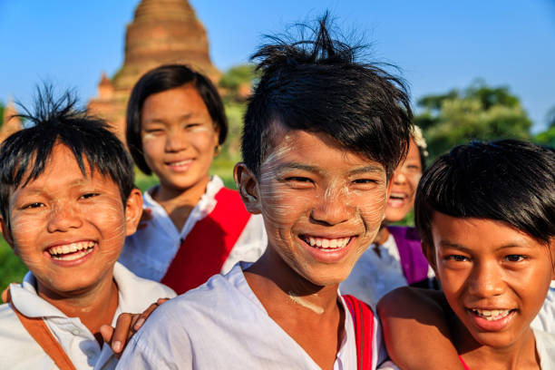 istock Young Burmese school children in Bagan, Myanmar 1473660171