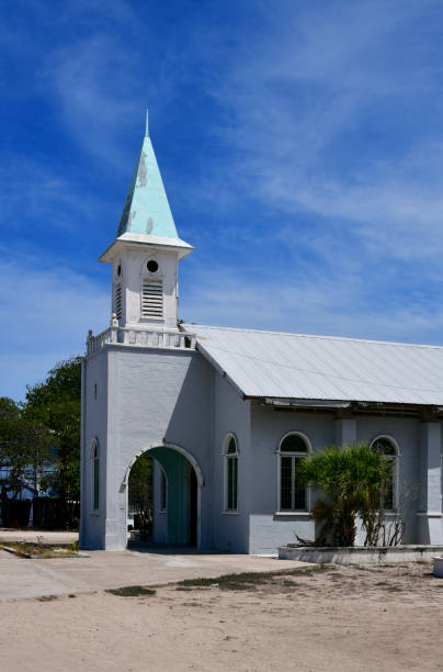 Orro, Aiwo District, Nauru: Orro Congregational Church, a Protestant Congregationalist denomination - The Nauru Congregational Church (NCC) is the largest religious denomination in Nauru (60% of the population). The origins of the Nauru Church date back to 1887, when its pioneer missionary, Timoteo Tabwia, arrived on the island. Congregationalism is a Protestant movement within the Calvinist tradition that occupies a theological position between Presbyterianism on one end and the Baptists and Quakers on the other.