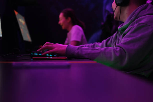 istock A guy and a girl play online games as a team 1473703568