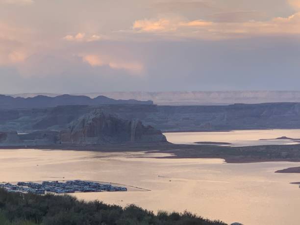 istock Lake Powell Storm on the Horizon 1473716167