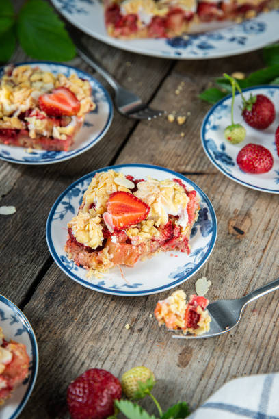 istock Strawberry and rhubarb crumble pie. 1473723417