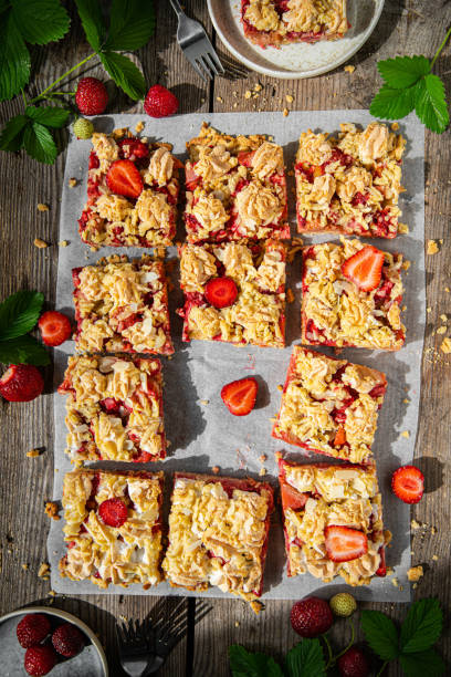 istock Strawberry and rhubarb crumble pie. 1473723527