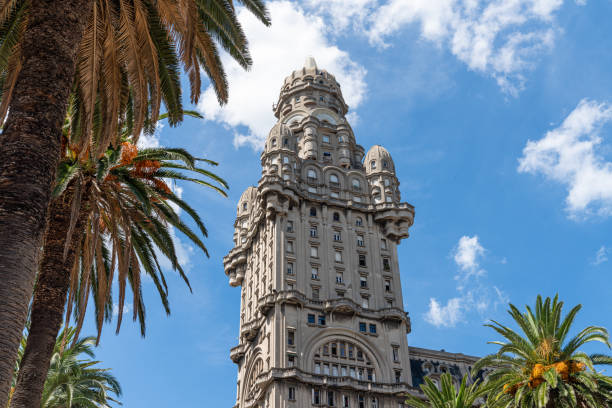 istock Montevideo, Uruguay - Plaza de Armas 1473762939
