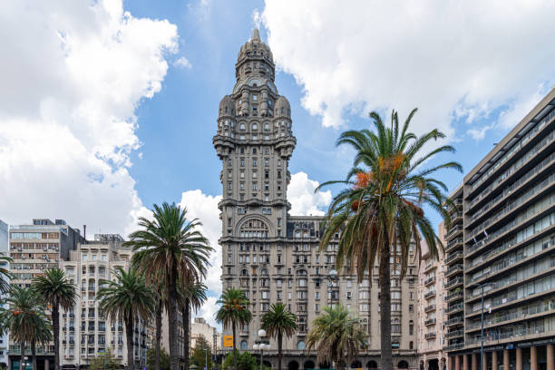 istock Montevideo, Uruguay - Plaza de Armas 1473764474