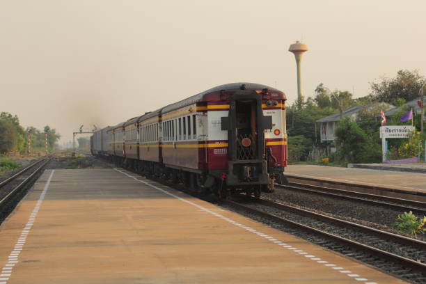 istock economy trains 1473771439