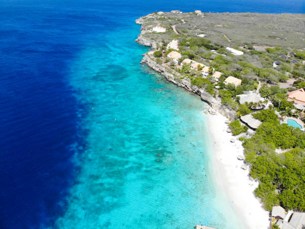 Case Abao Beach, Curacao, Willemstad Curacao, Caribbean. Turquoise blue sea with calm and calm waters. Drone Top View clearwater stock pictures, royalty-free photos & images