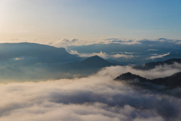 istock Sea of ​​clouds from the summit 1473788583