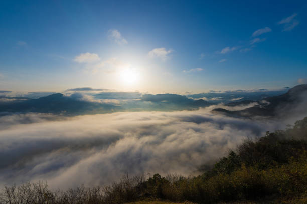 A sea of ​​clouds from the summit of Mount Kirikabu in Kusu, Oita Prefecture, Japan