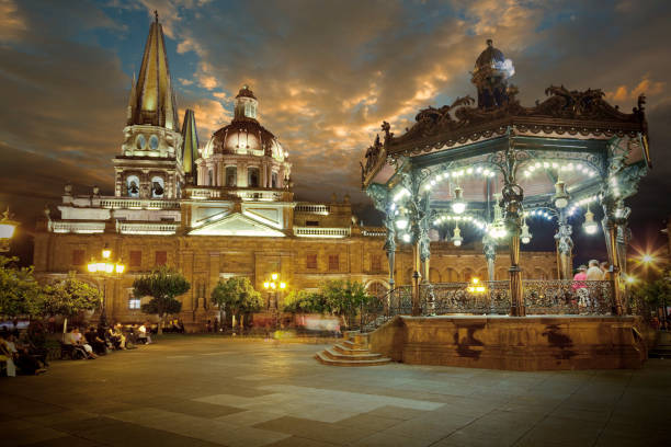 istock Catedral de Guadalajara 1473793239