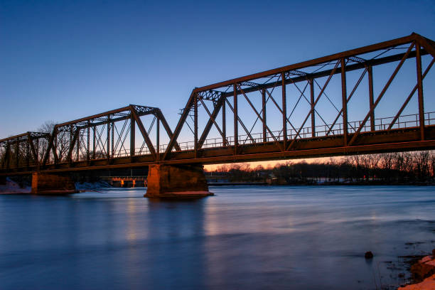 istock The Cedar Falls Railroad Bridge at sunset 1473830435