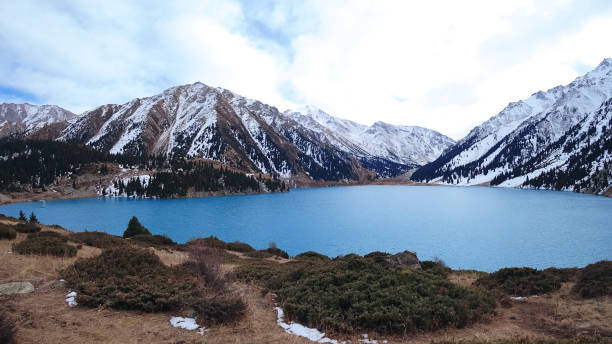 istock A mountain lake with blue water in winter 1473861197