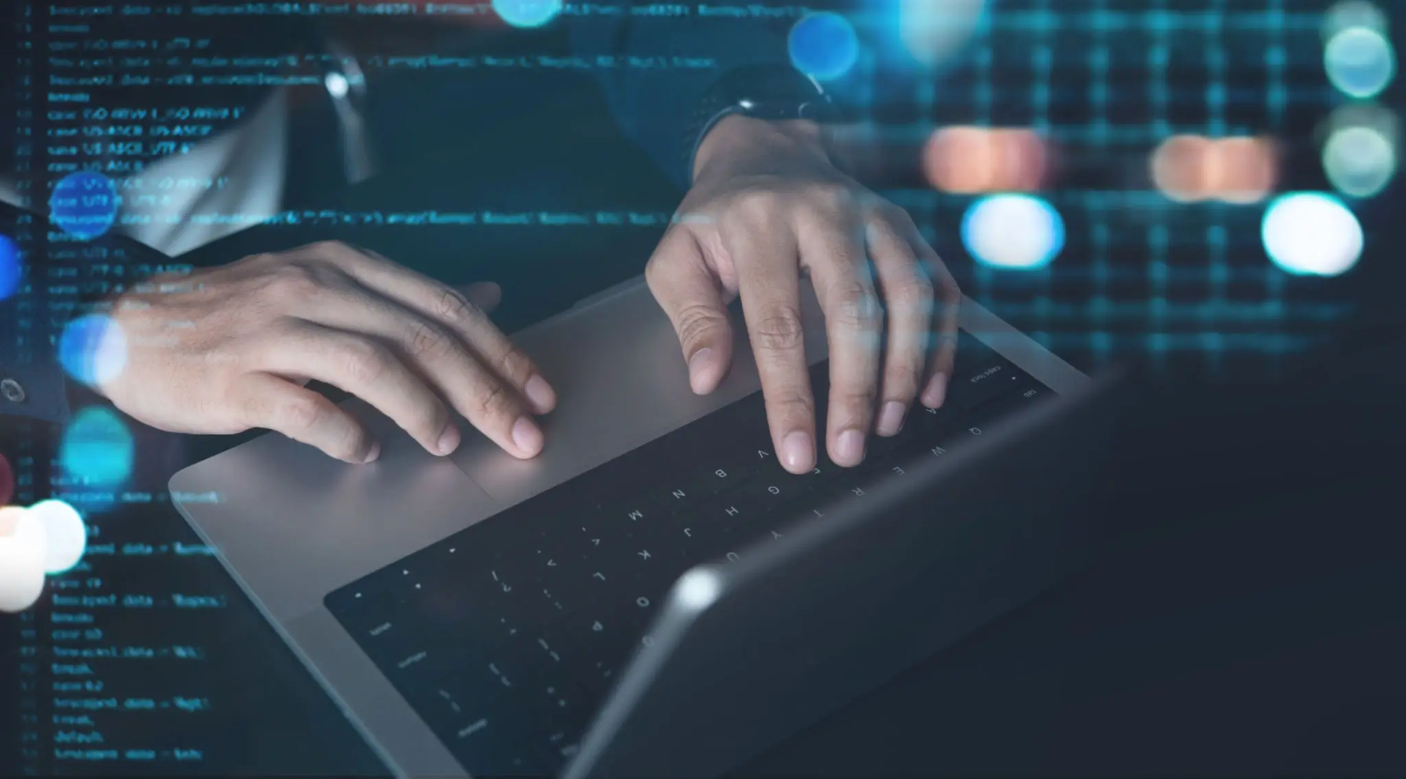 컴퓨터와 파이썬으로 배우는 프로그래밍언어 2 Software development, digital technology concept. Coding programmer, software engineer working on laptop with circuit board and javascript on virtual screen, internet of things IoT