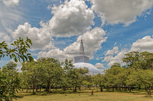 09 10 2007 The Big Budhist stupa Ruwanweliseya in Anuradhapura, Sri Lanka.Asia.