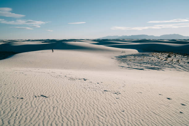 istock Dry sandy dunes in White Sands National Park 1473957754