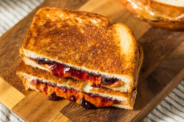 istock Fried Peanut Butter and Jelly Sandwich 1473958438