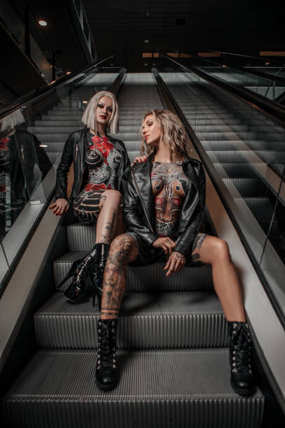 istock Artistic body paint on two beautiful female models 1473981252