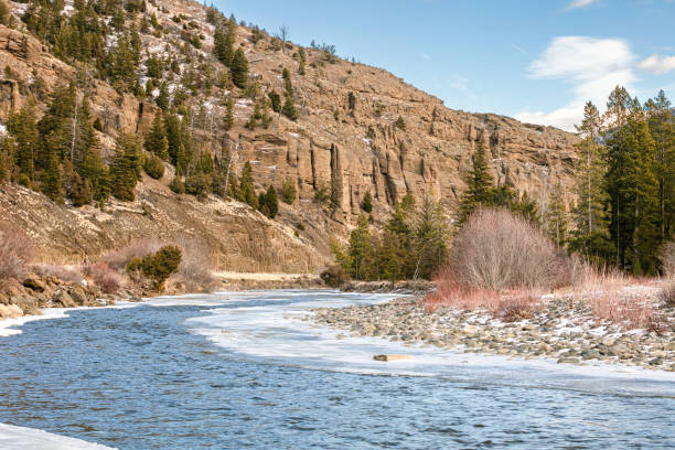 istock Icy River Bend on the Shoshone River in Wyoming 1473996031