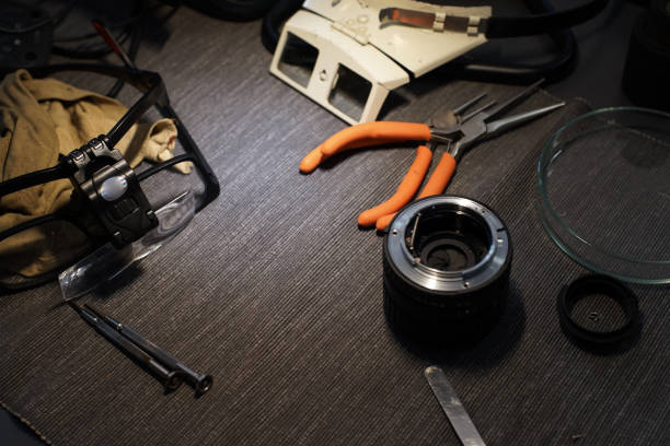 istock Vintage lens repair n6 1474007701