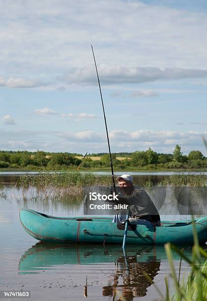 上級の釣り人 - 1人のストックフォトや画像を多数ご用意 - 1人, つかまえる, アクティブシニア