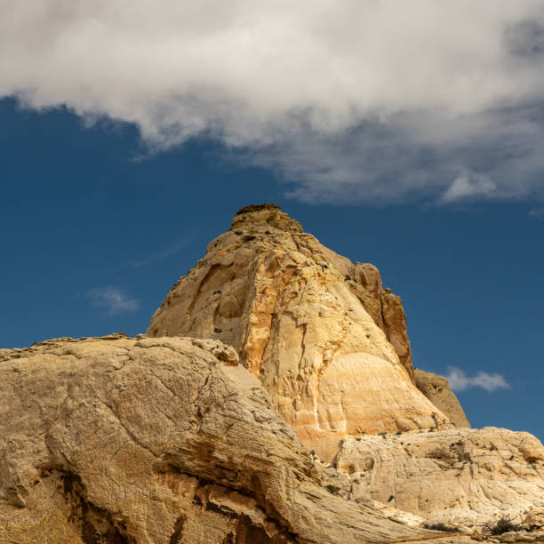 istock White Rock Towers Over Other Rocks in Capitol Reef 1474139237