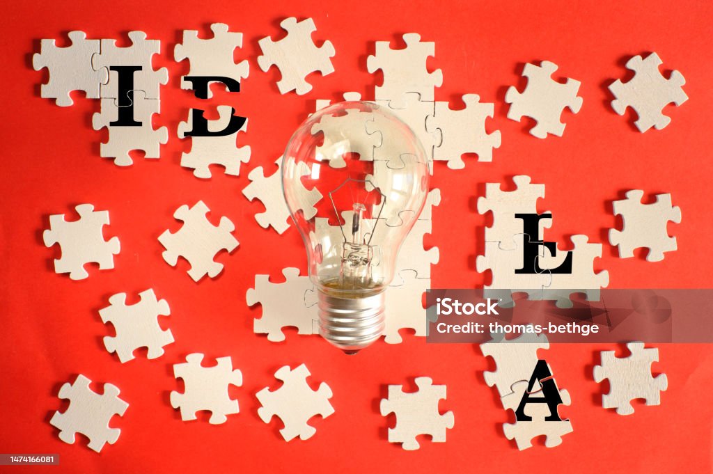 Solotion Pic Business Concept Idea Solution Innovation Team Building Teamworklight ...