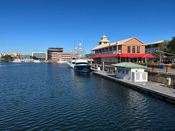 istock Palafox Pier and Marina 1474179328